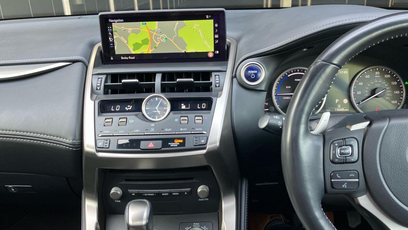 Lexus NX 300h