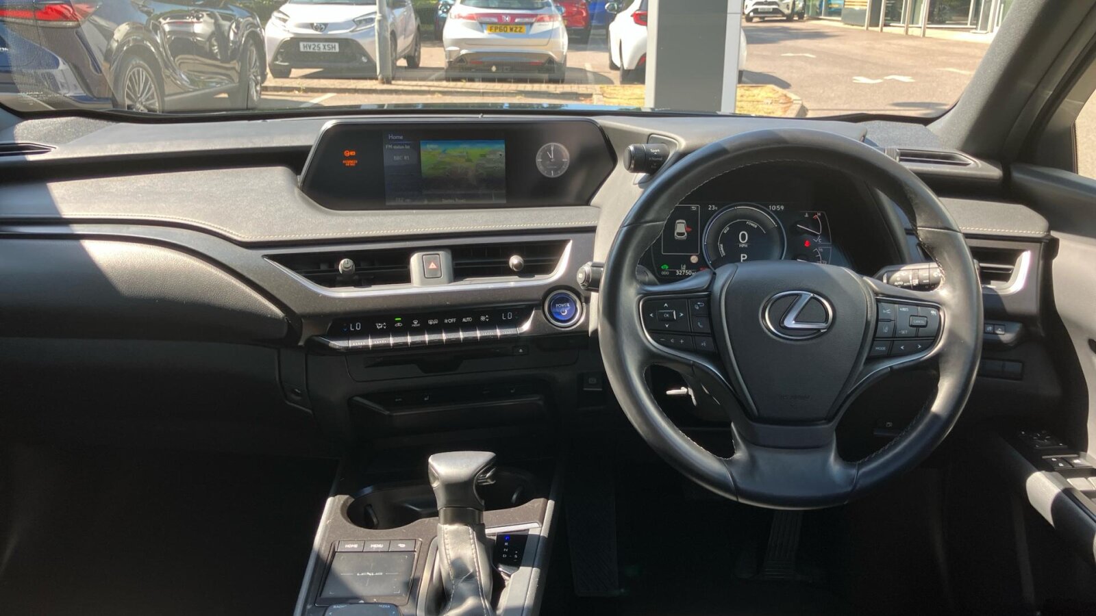 Lexus UX