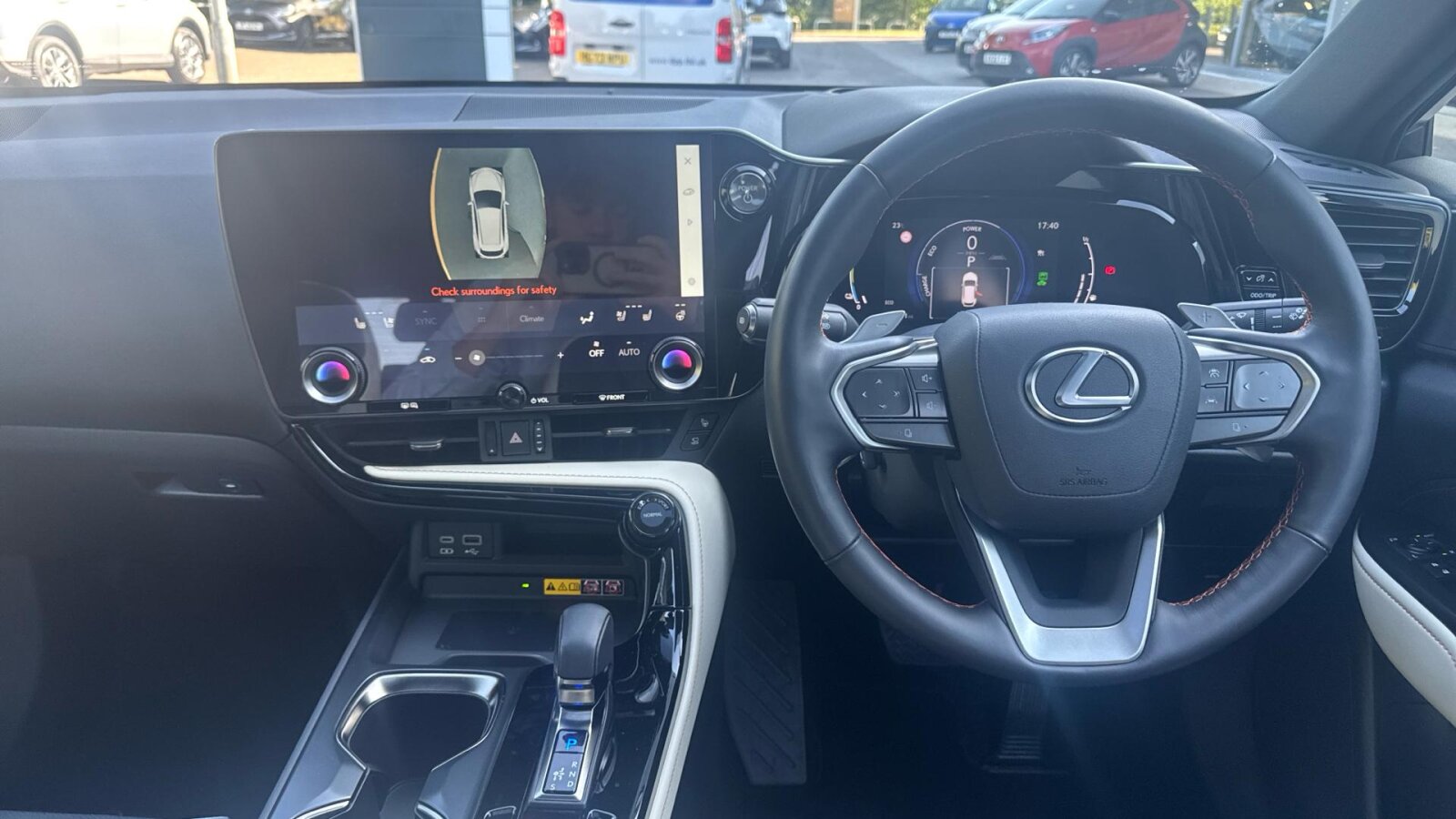 Lexus NX 300h