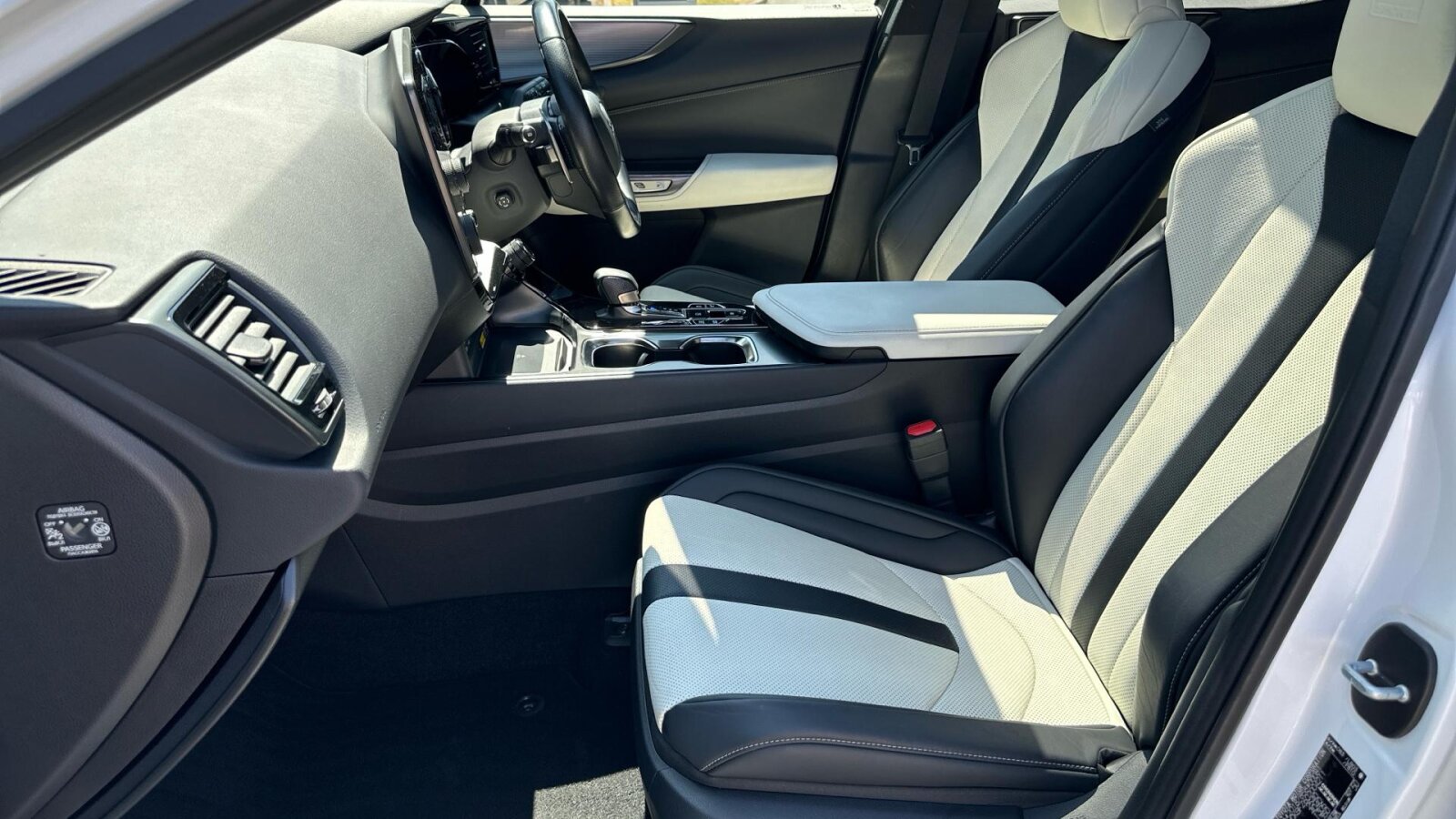 Lexus NX 300h