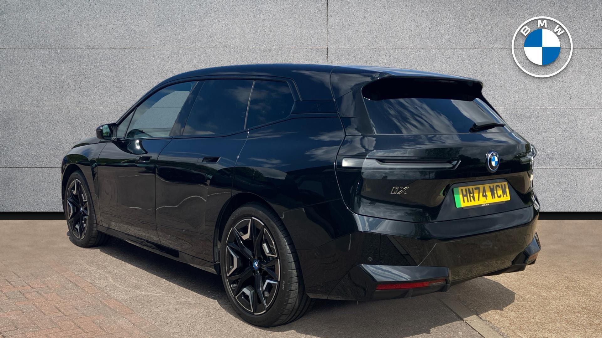 BMW iX