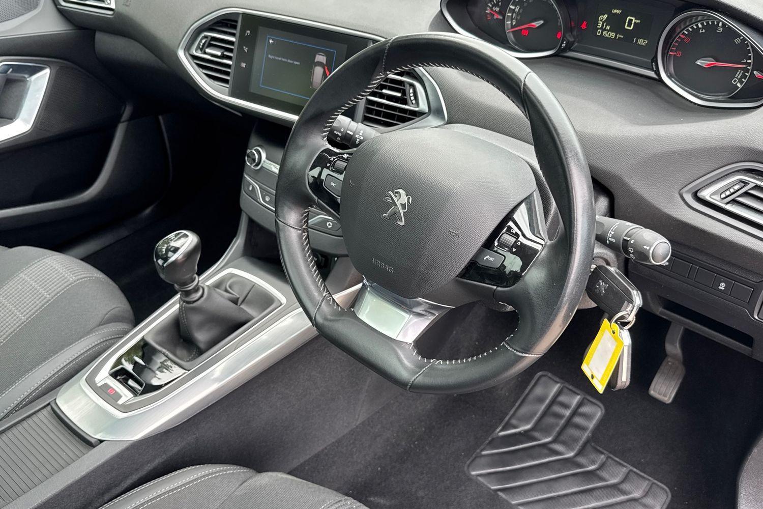 Peugeot 308