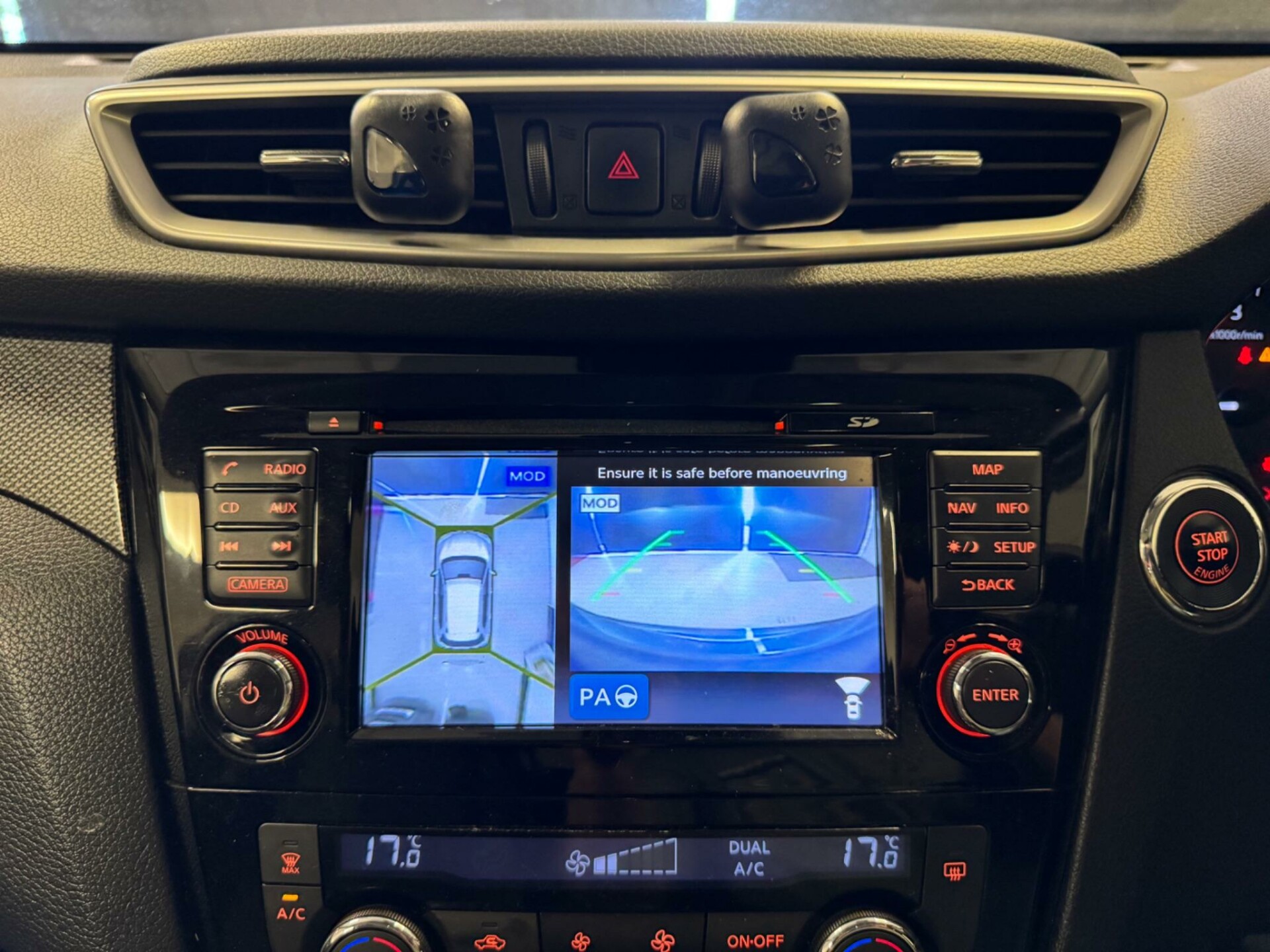 Nissan X Trail