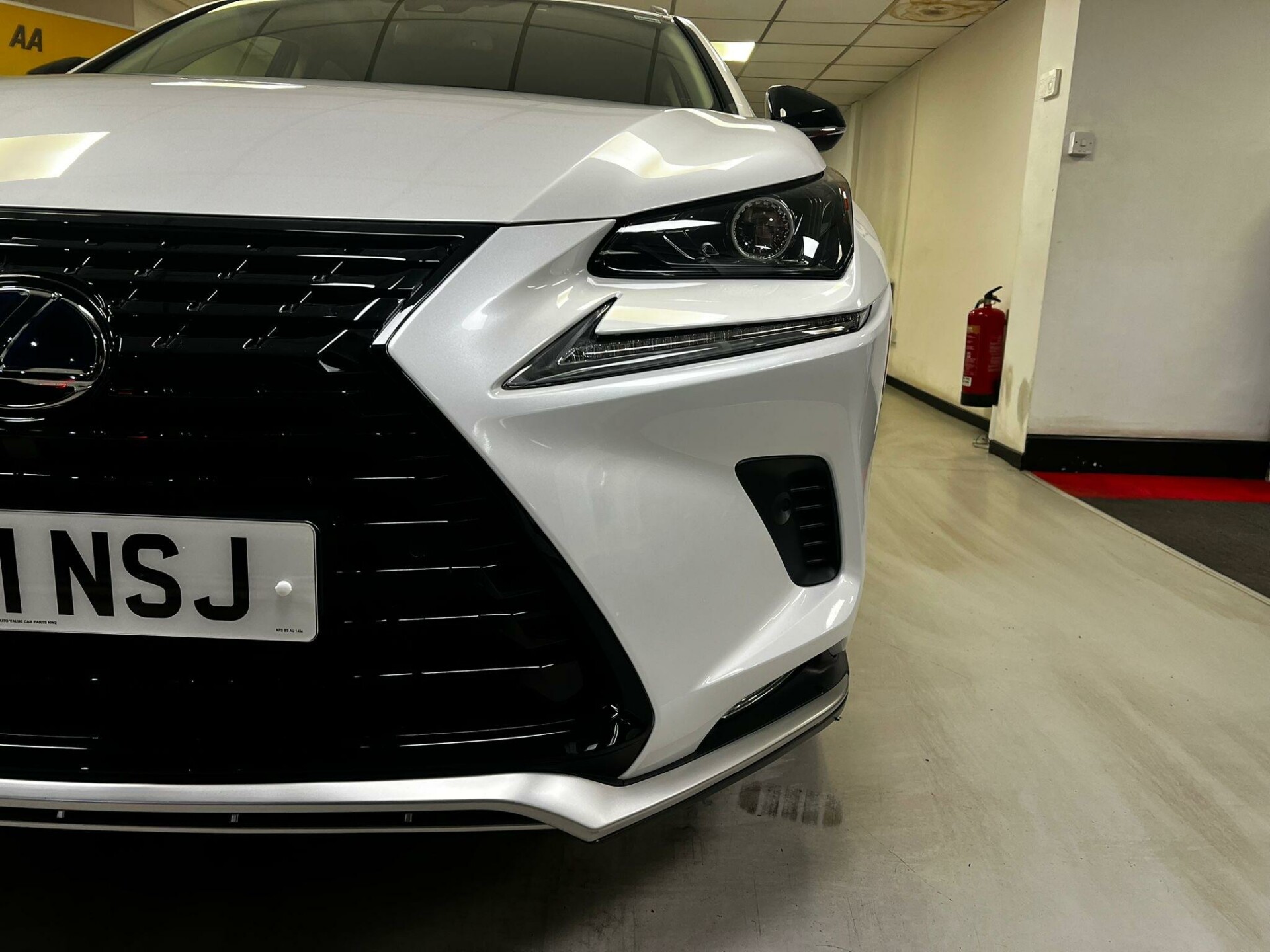 Lexus NX 300h