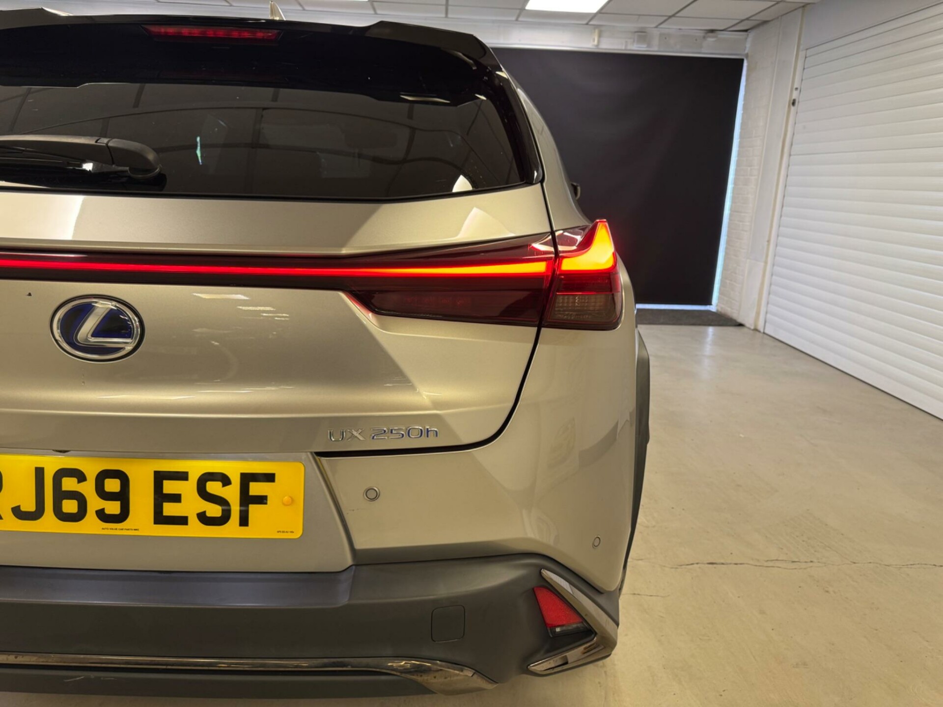 Lexus UX