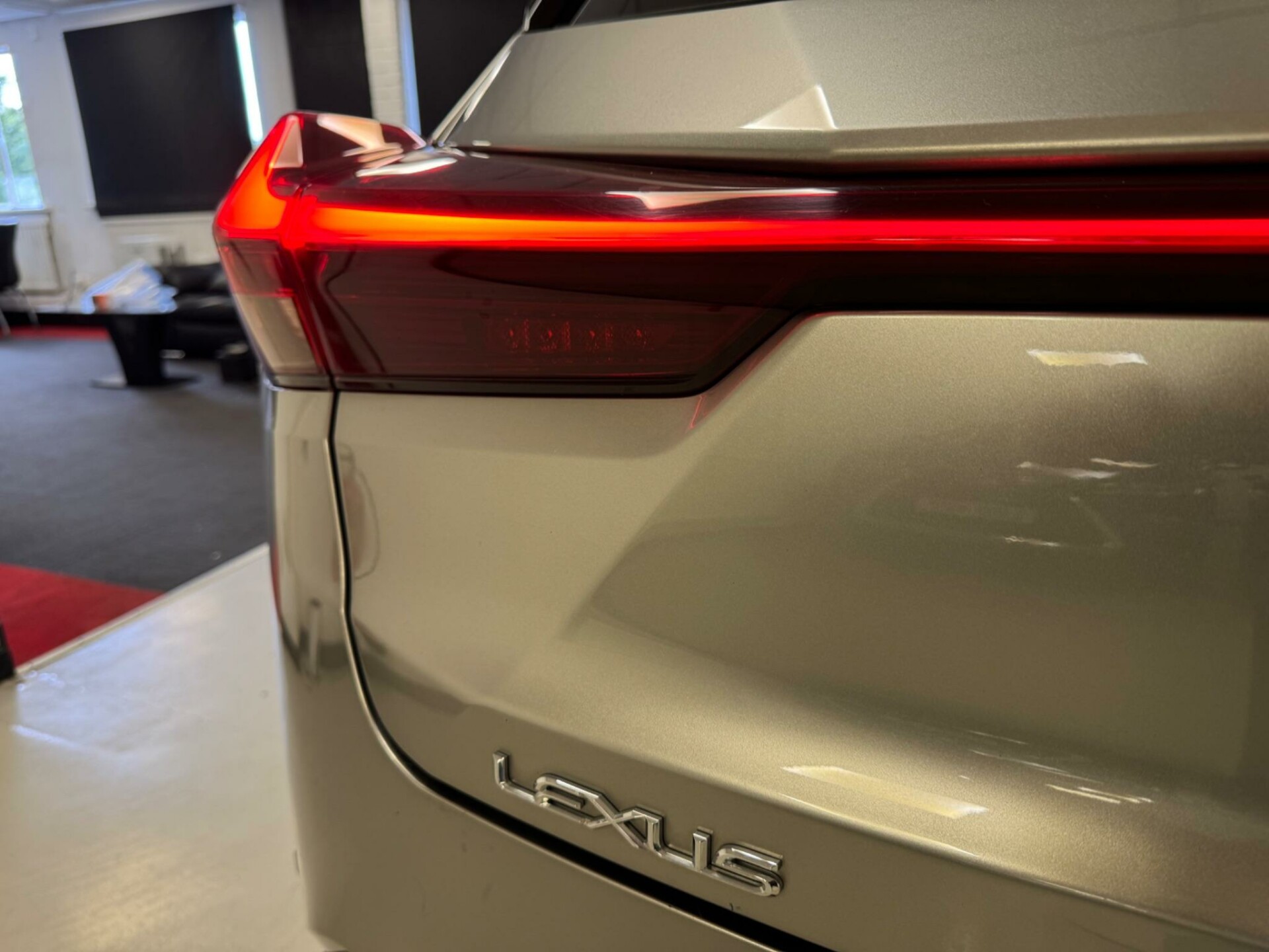 Lexus UX