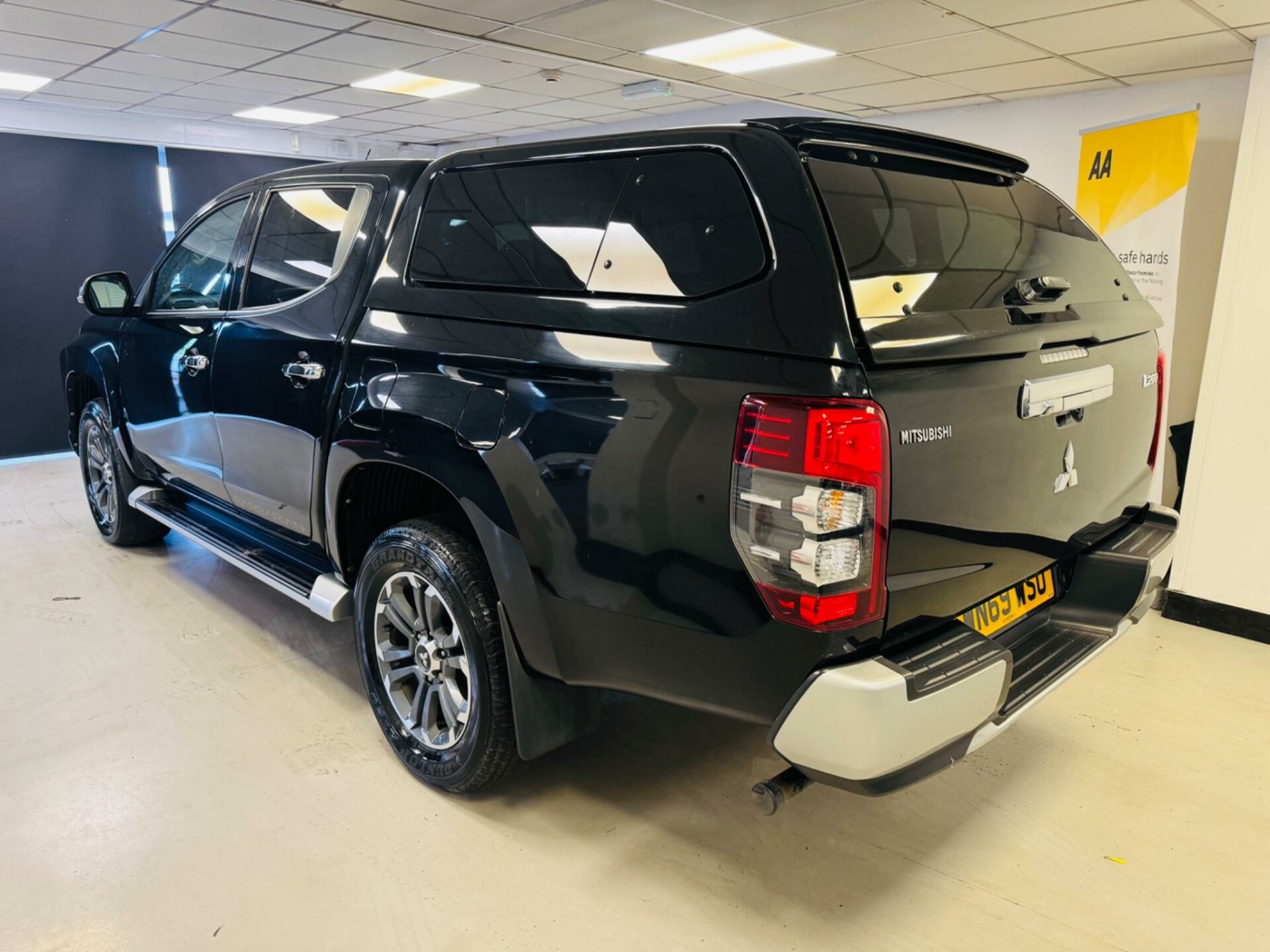 Mitsubishi L200