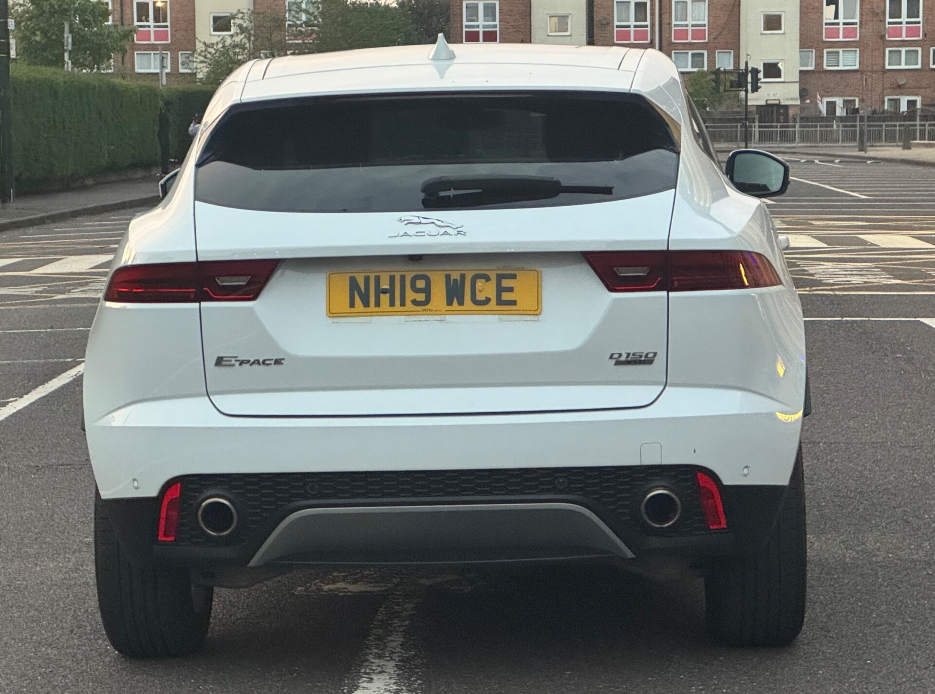 Jaguar E Pace