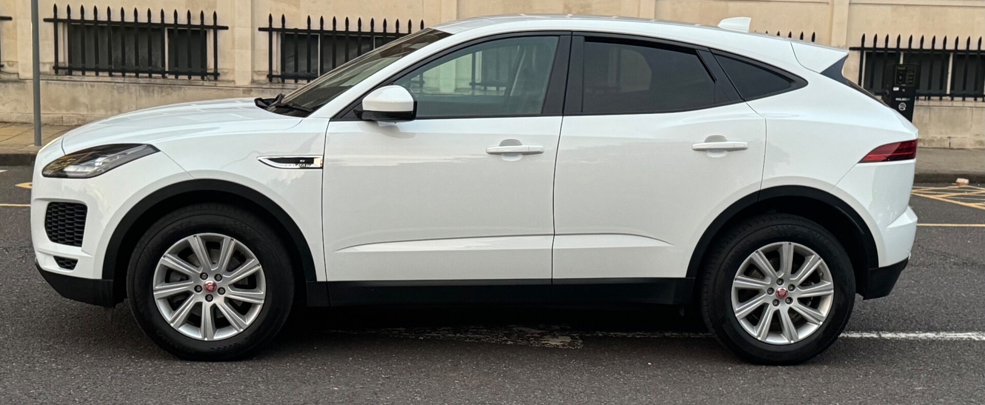 Jaguar E Pace