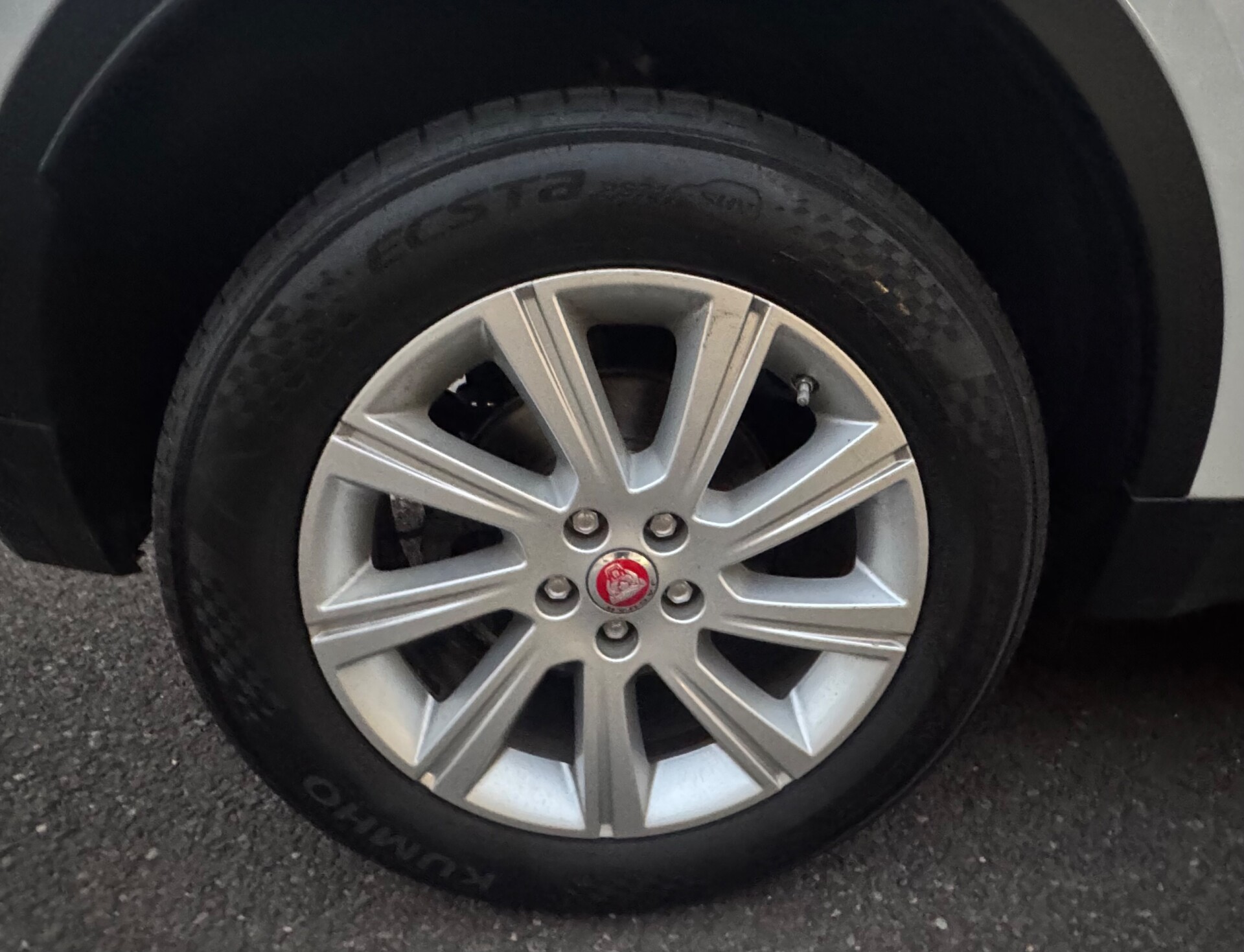 Jaguar E Pace