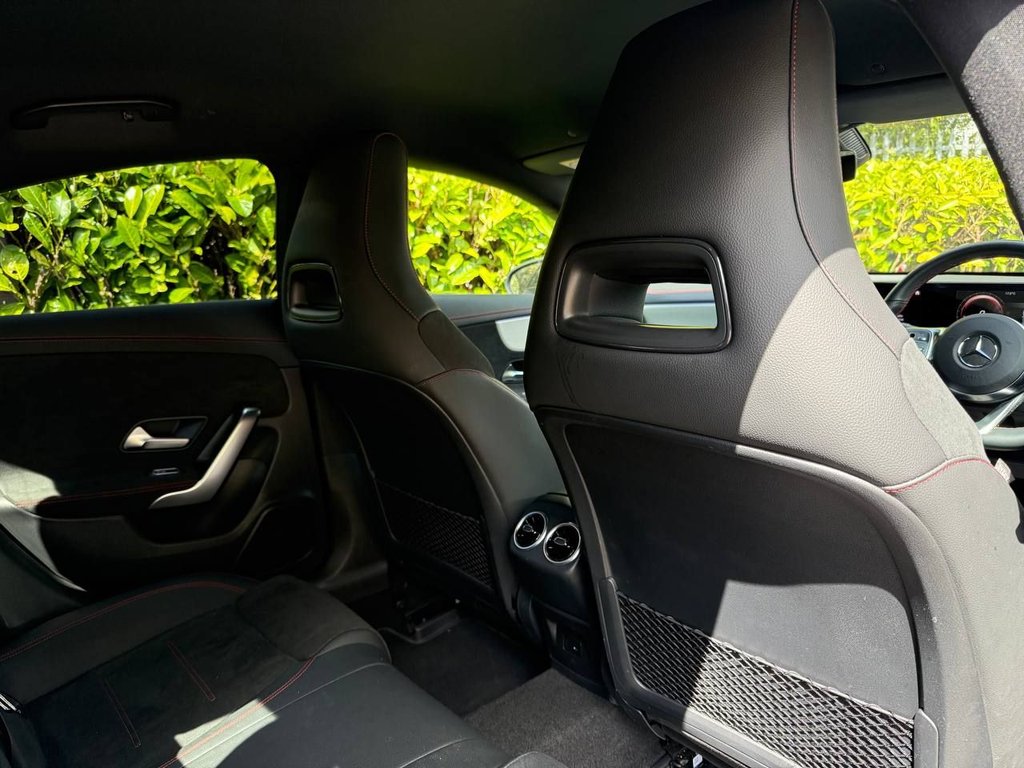 Mercedes Benz CLA