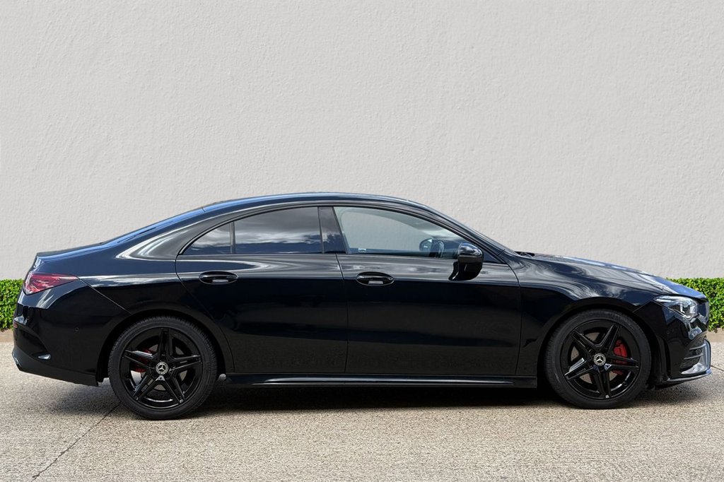 Mercedes Benz CLA