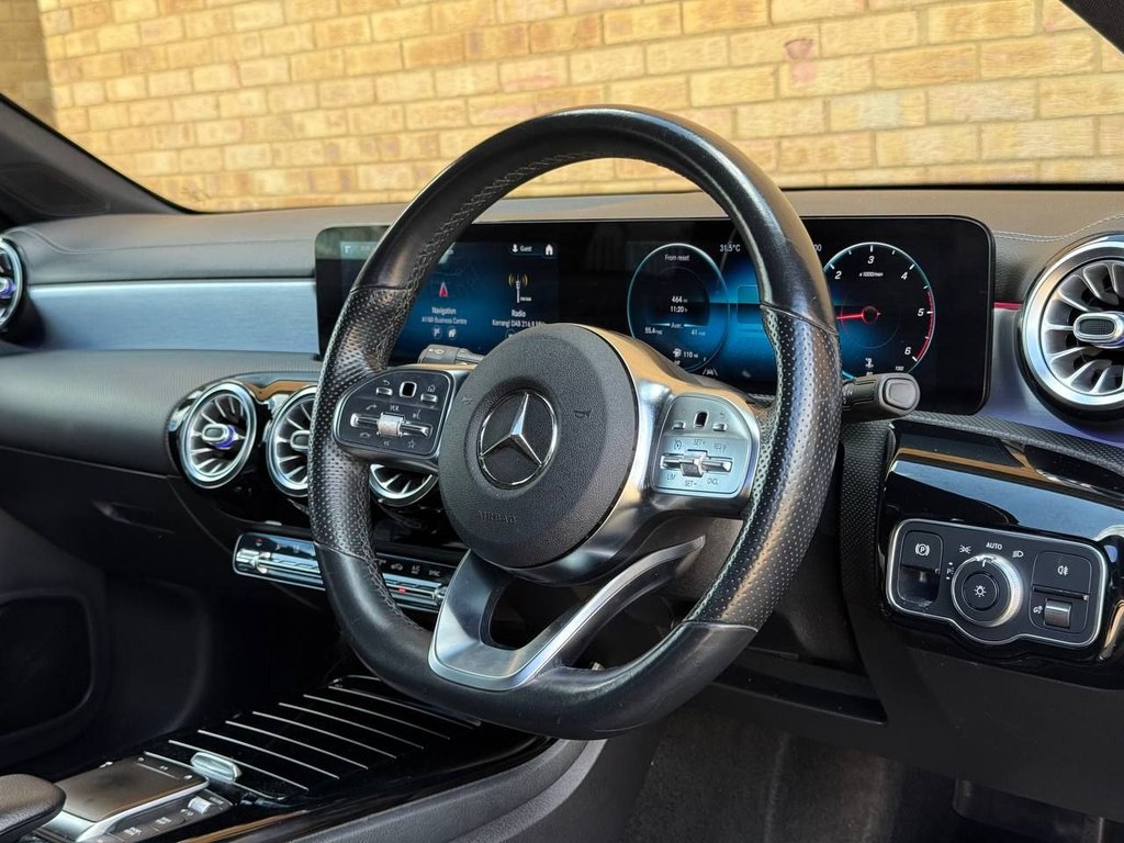Mercedes Benz CLA