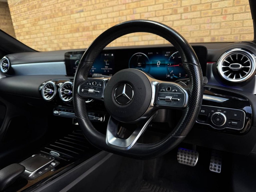 Mercedes Benz CLA