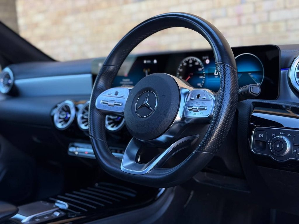 Mercedes Benz CLA