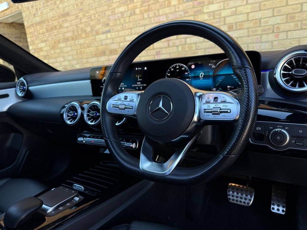 Mercedes Benz CLA