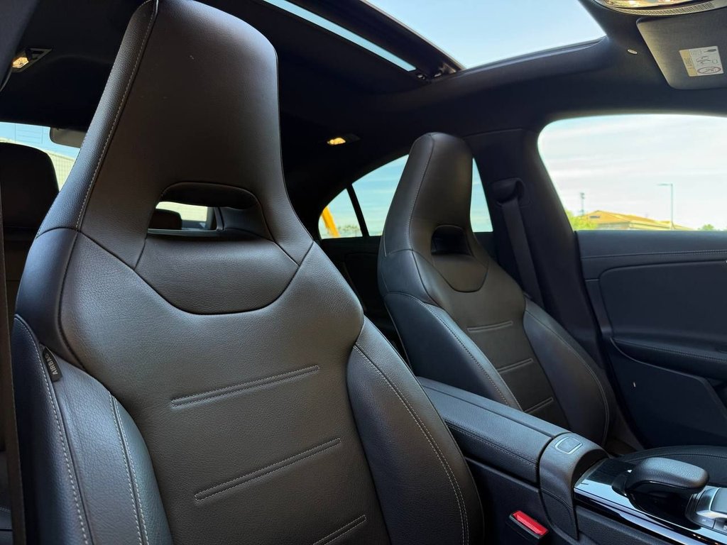 Mercedes Benz CLA