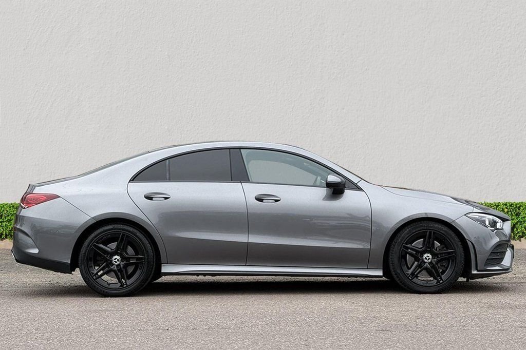 Mercedes Benz CLA