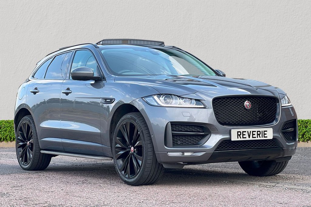 Jaguar F Pace