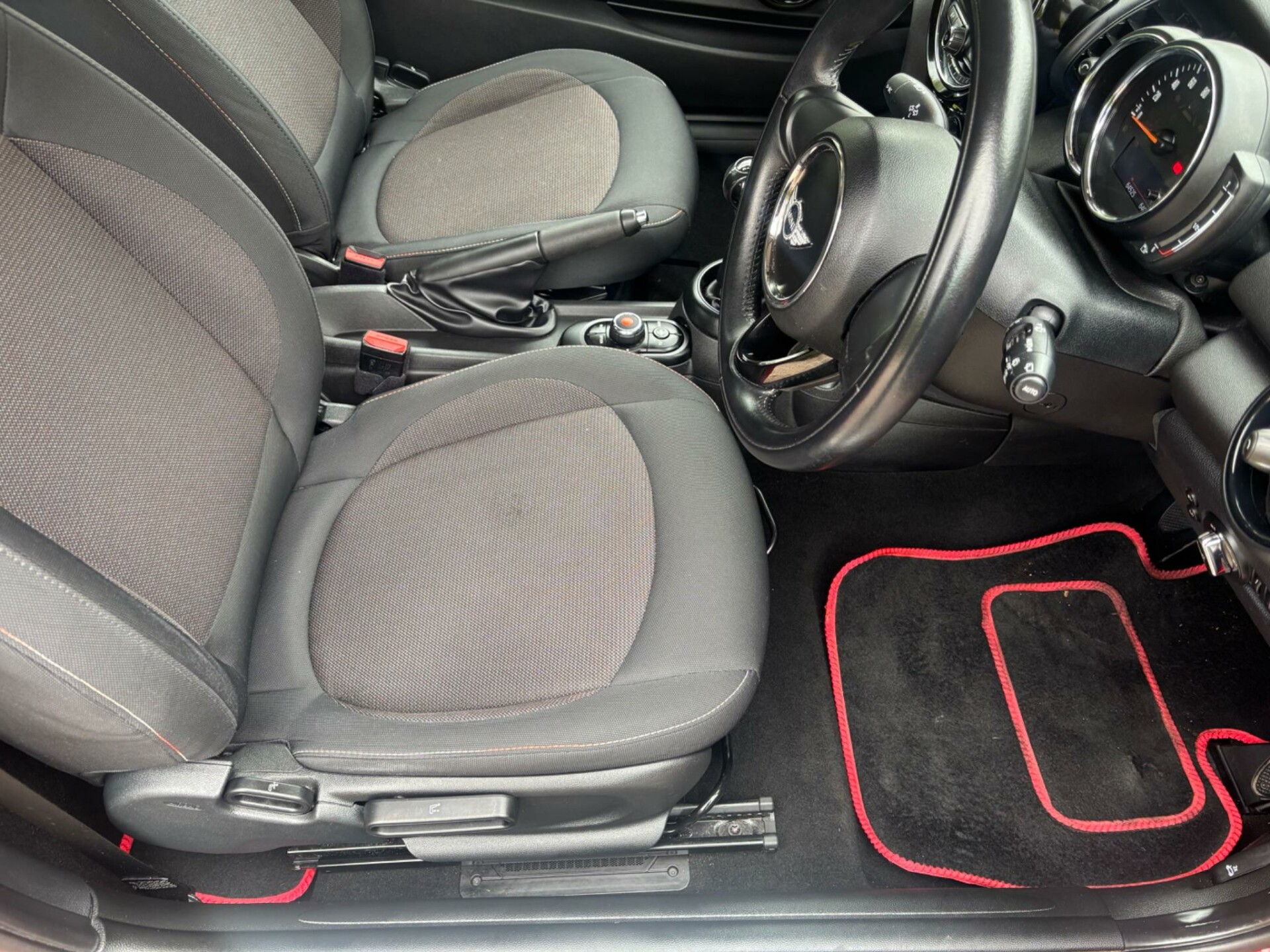 MINI Hatch