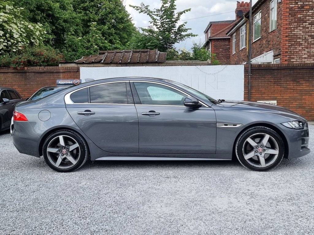 Jaguar XE