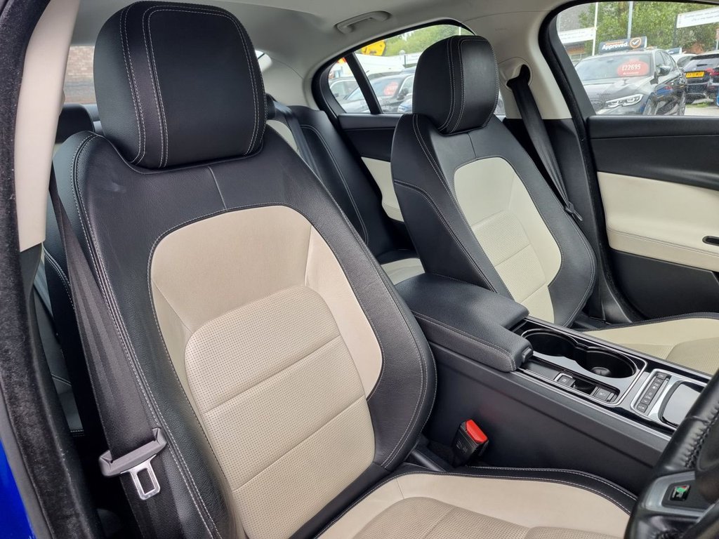 Jaguar XE