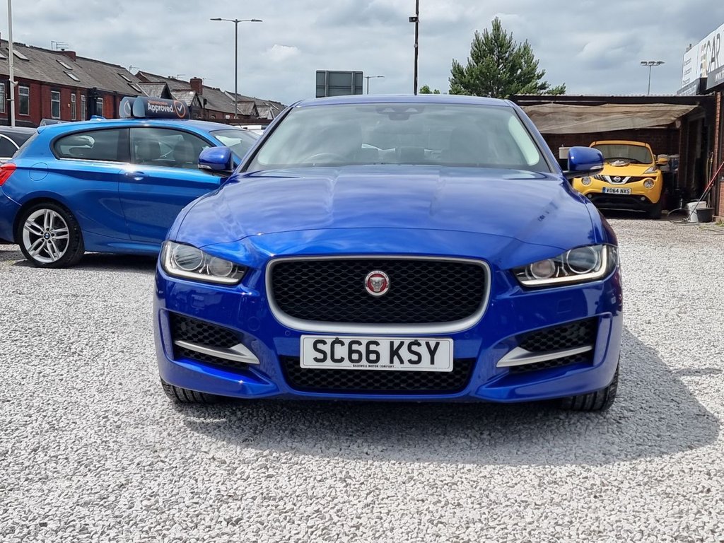 Jaguar XE