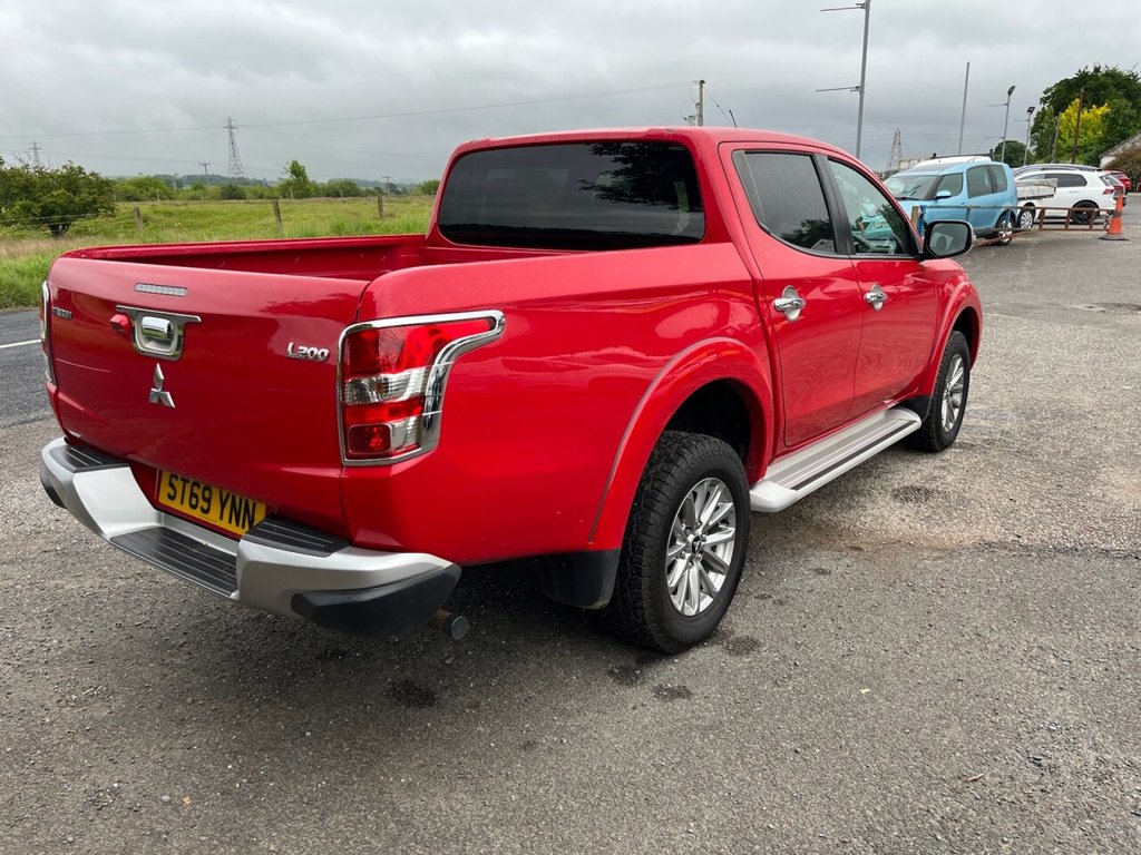Mitsubishi L200