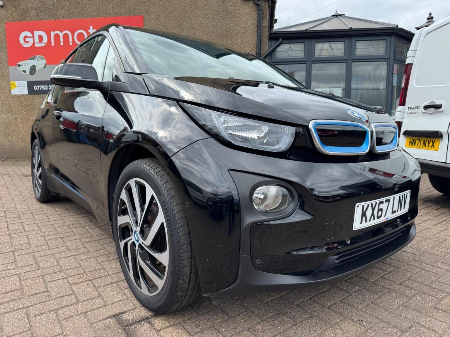 BMW i3
