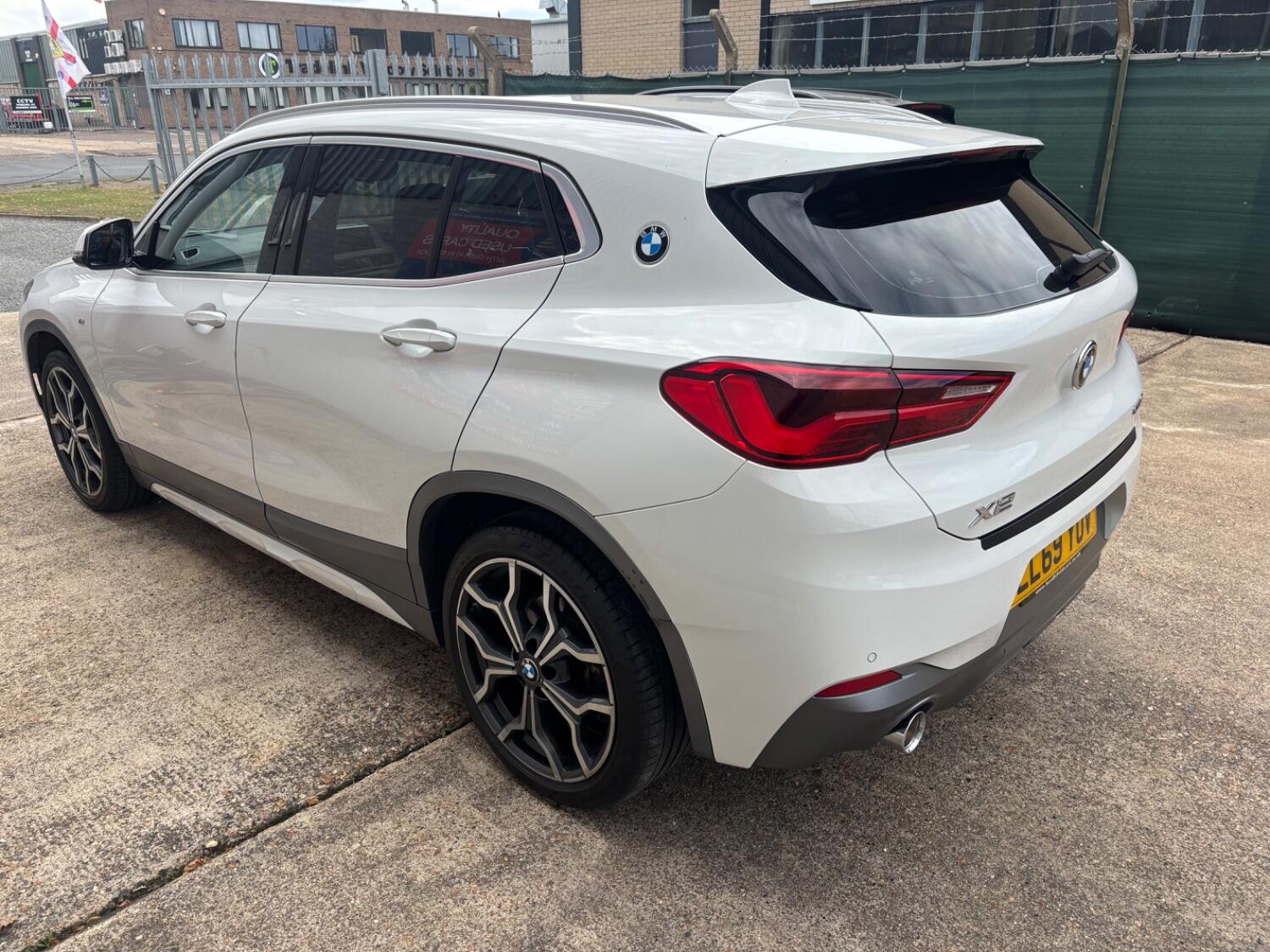 BMW X2