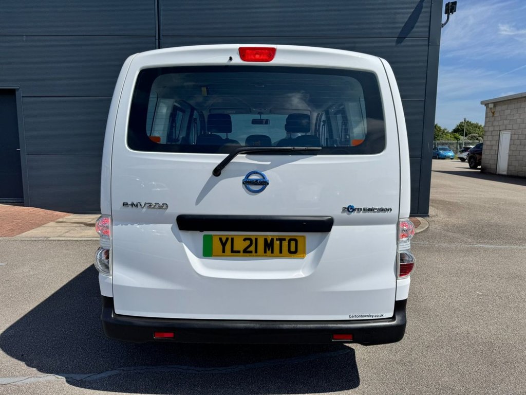 Nissan eNV200