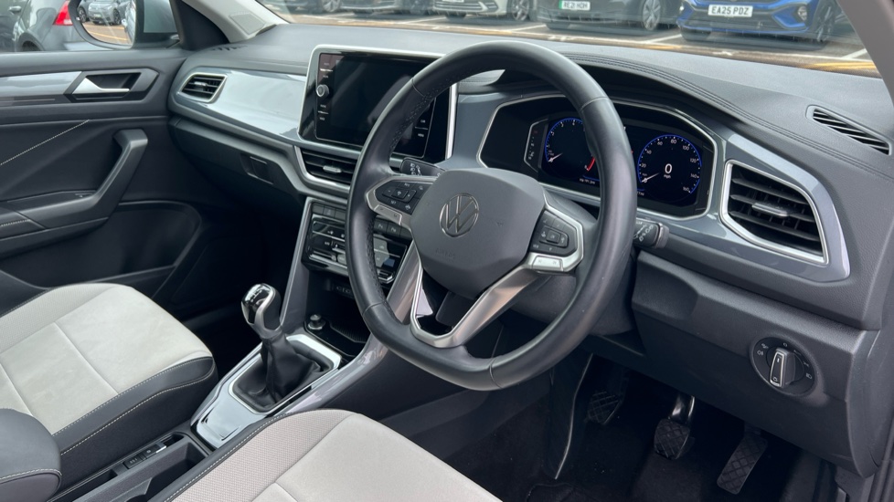 Volkswagen T Roc