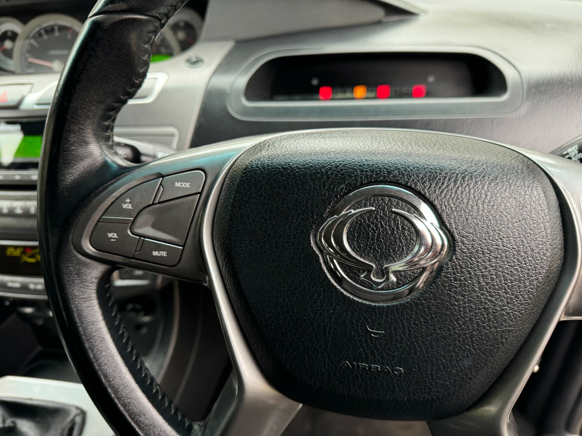 Ssangyong Rodius
