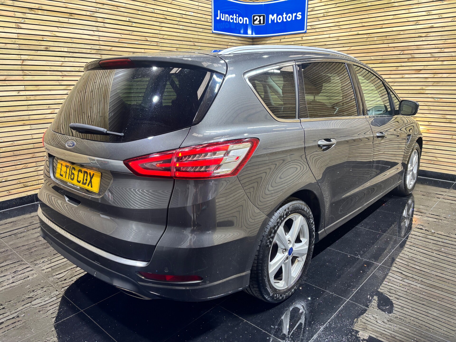 Ford S Max