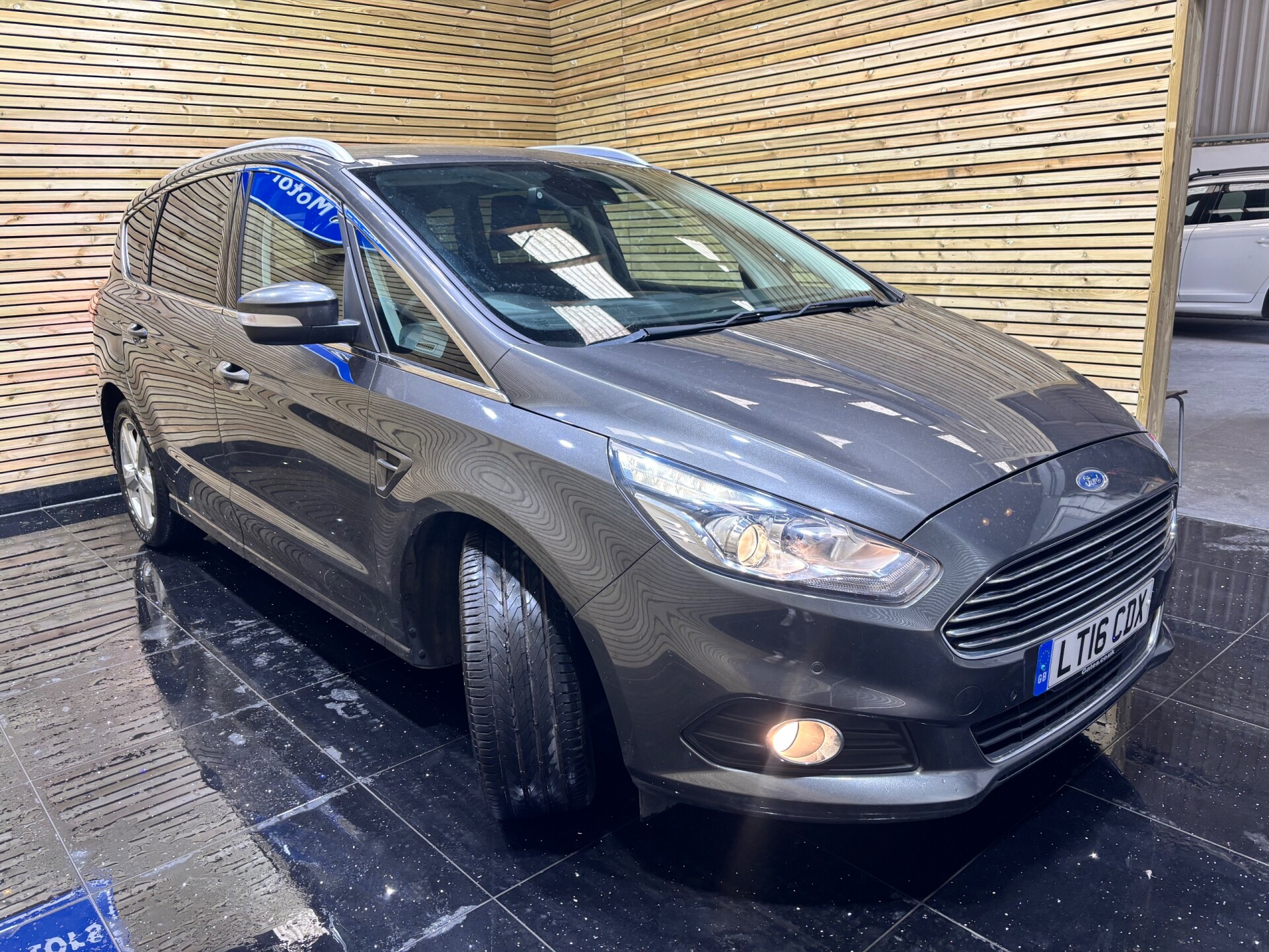 Ford S Max