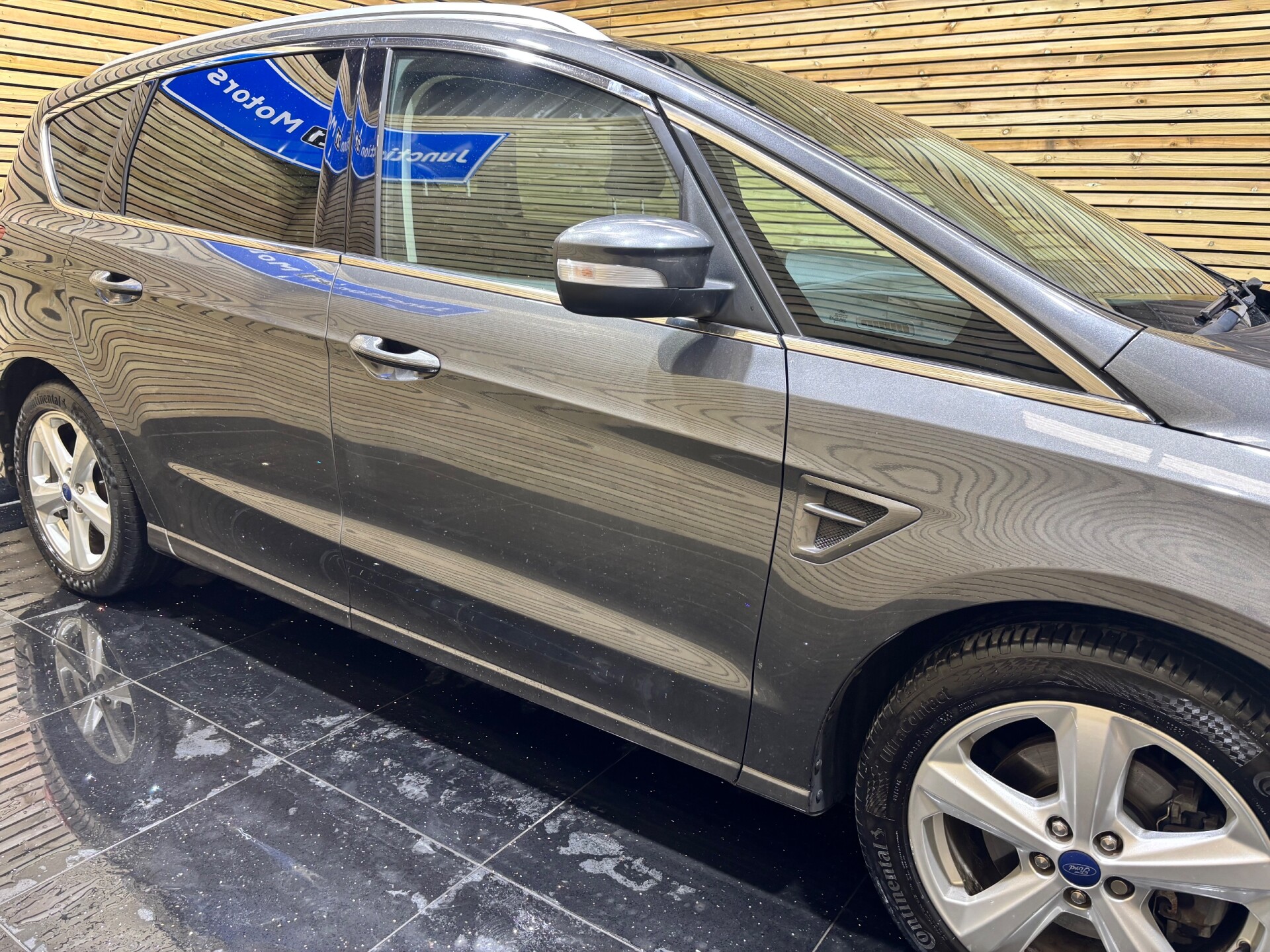 Ford S Max