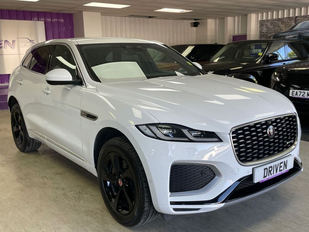 Jaguar F Pace