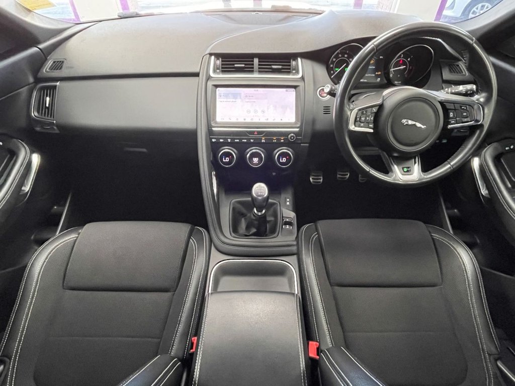 Jaguar E Pace