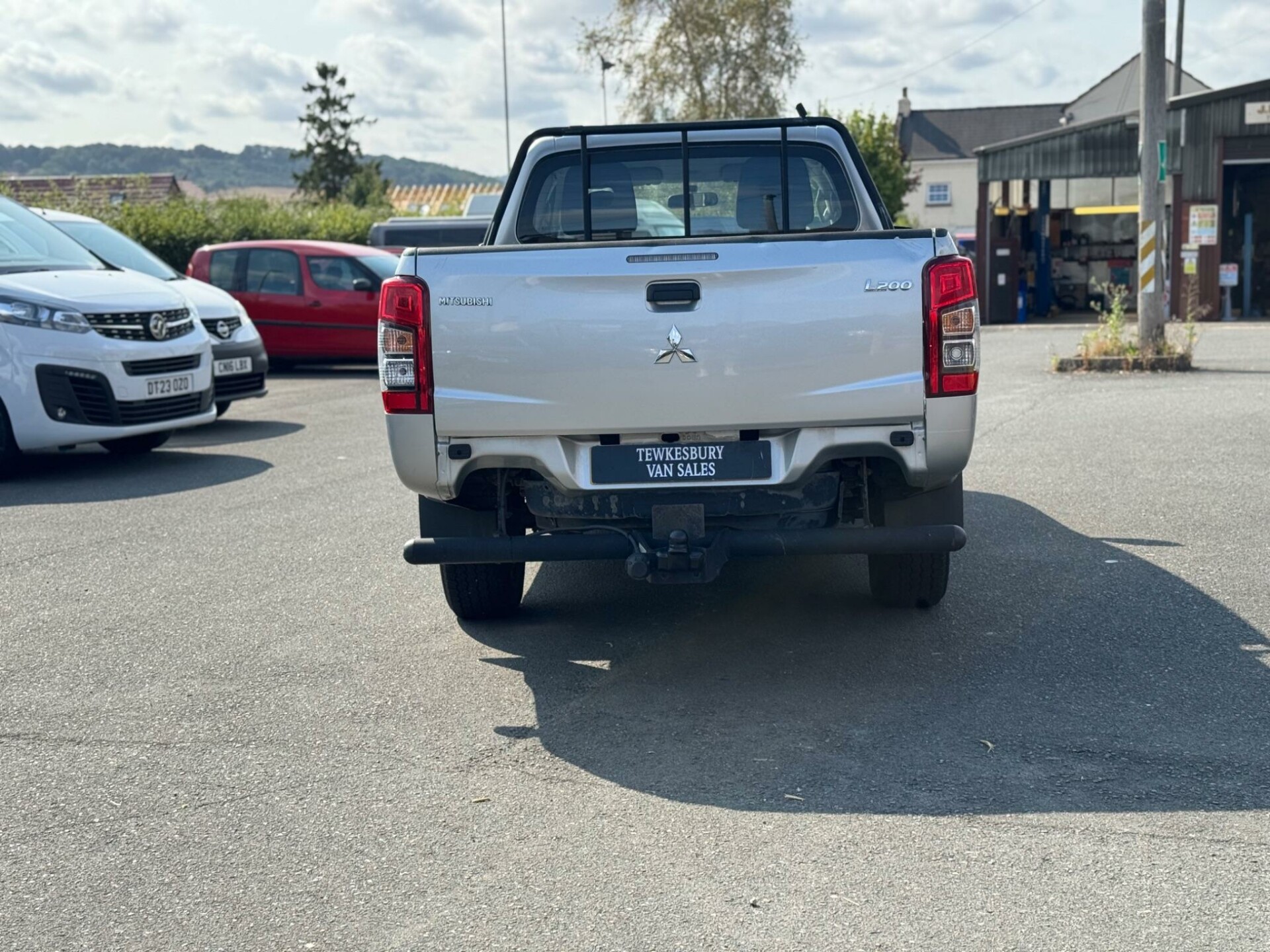 Mitsubishi L200