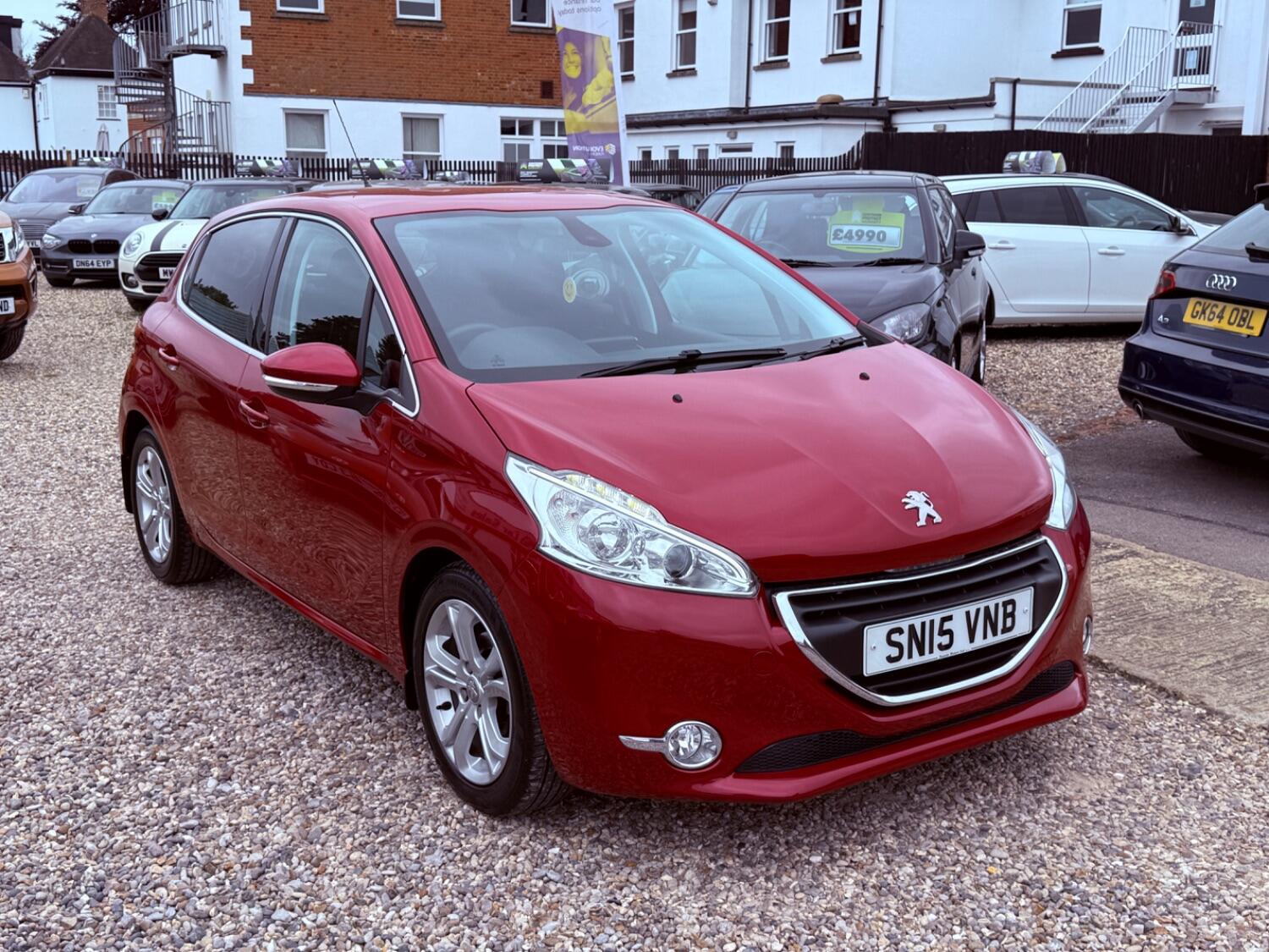 Peugeot 208