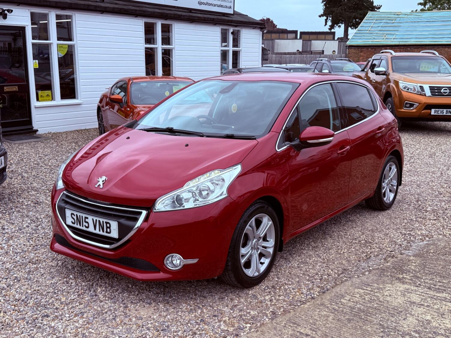 Peugeot 208