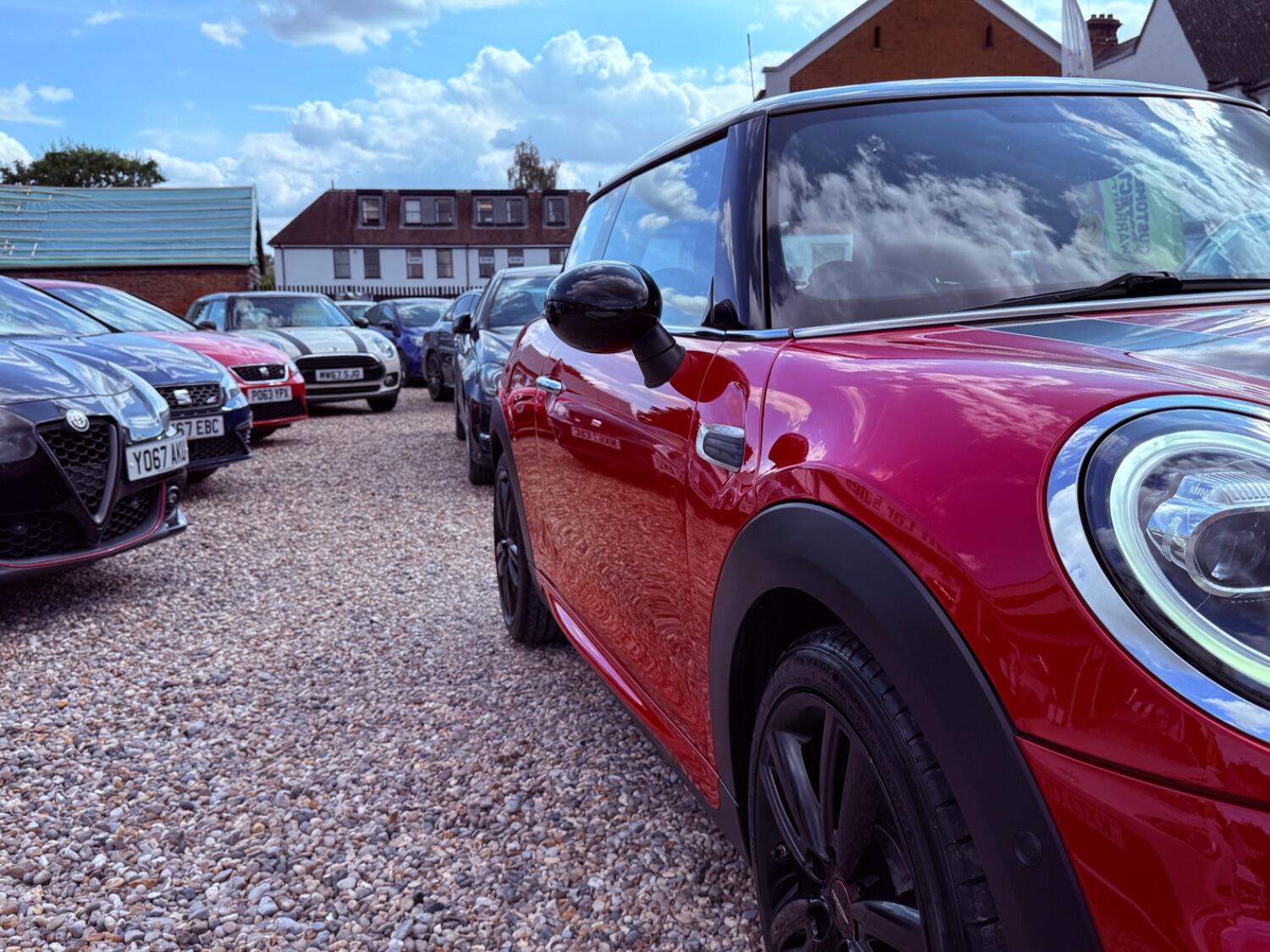 MINI Hatch