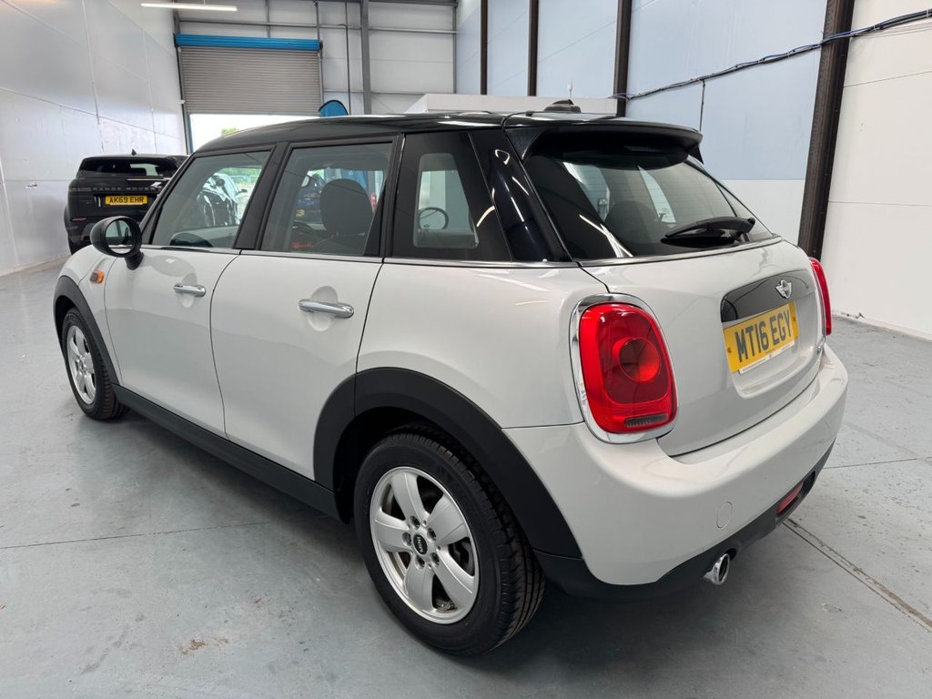 MINI Hatch