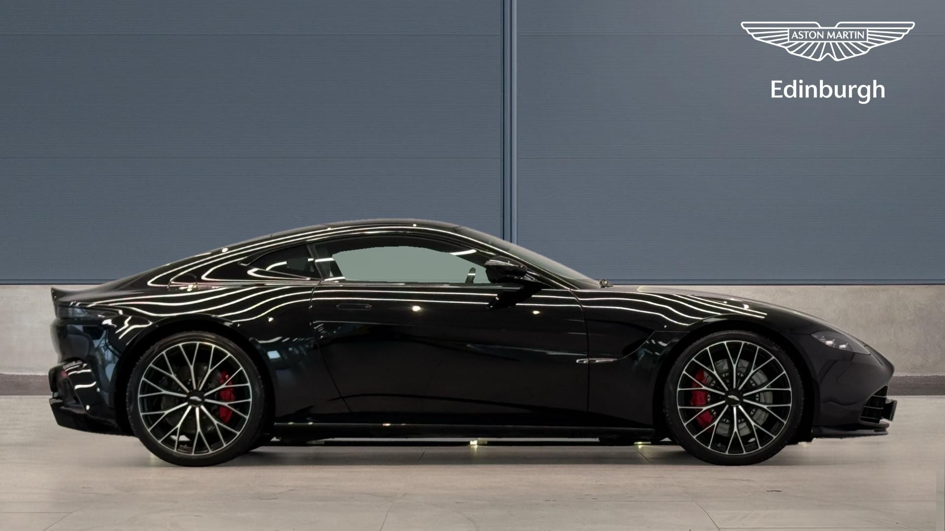 Aston Martin Vantage