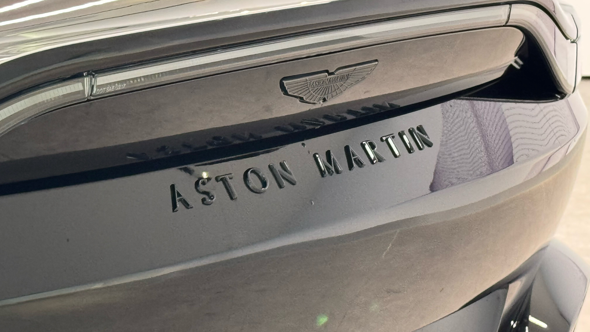 Aston Martin Vantage