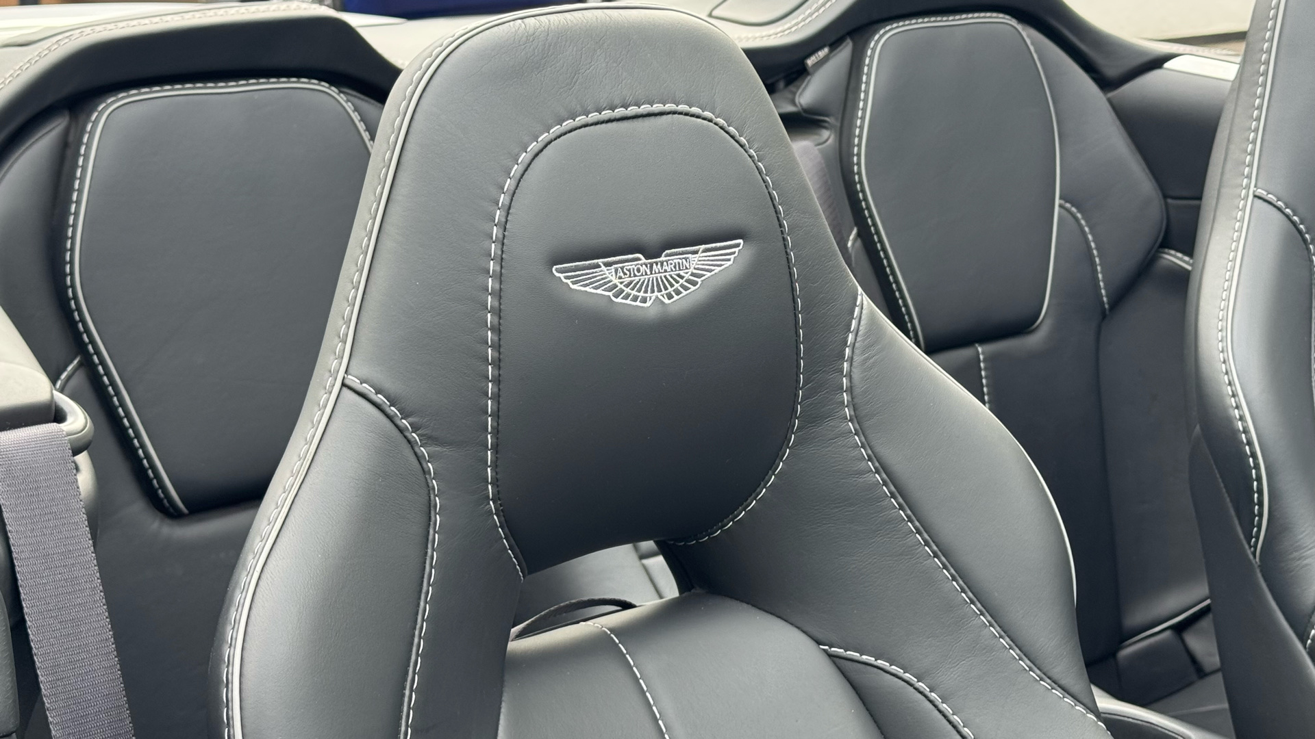 Aston Martin Vanquish