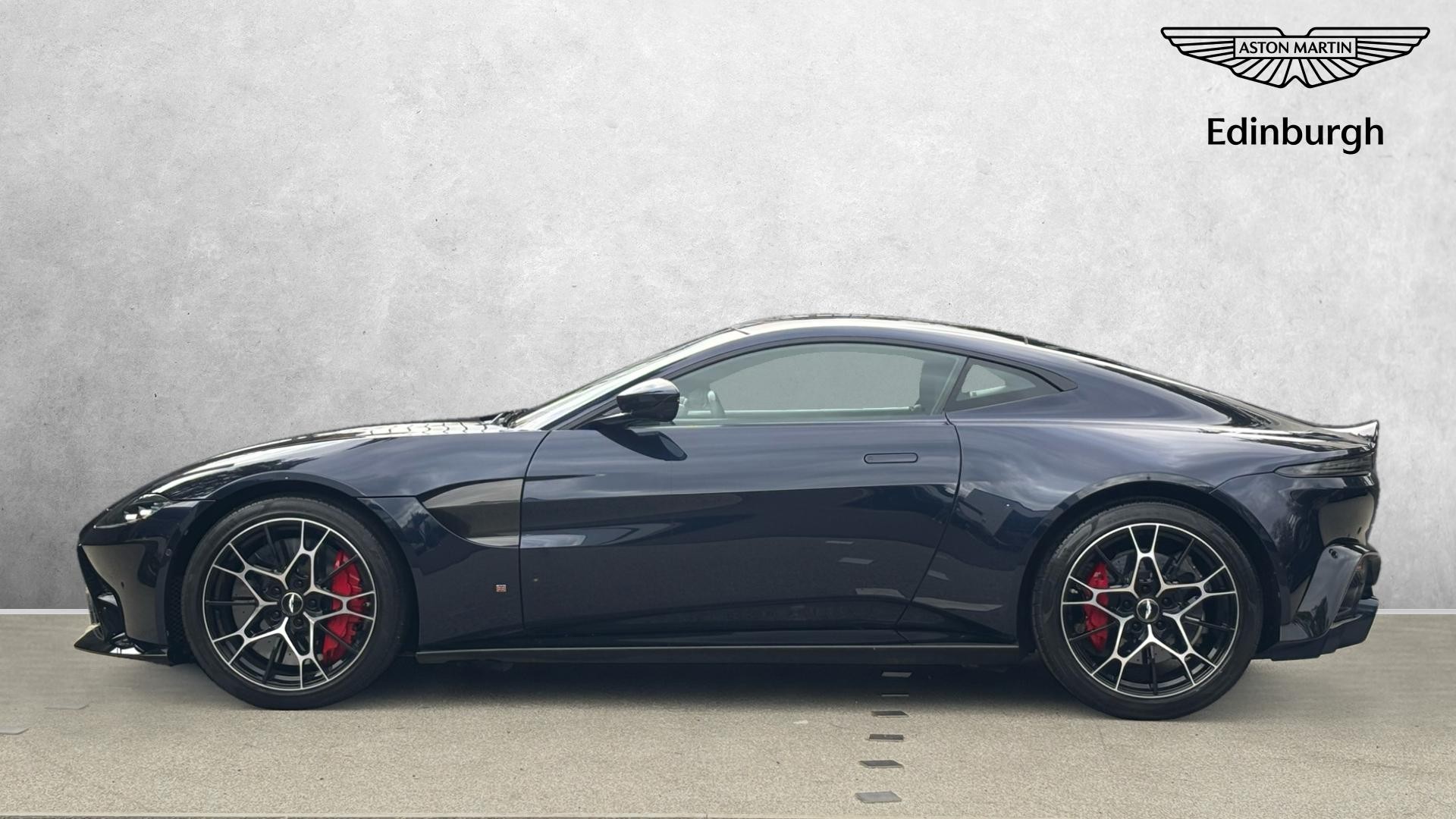 Aston Martin Vantage