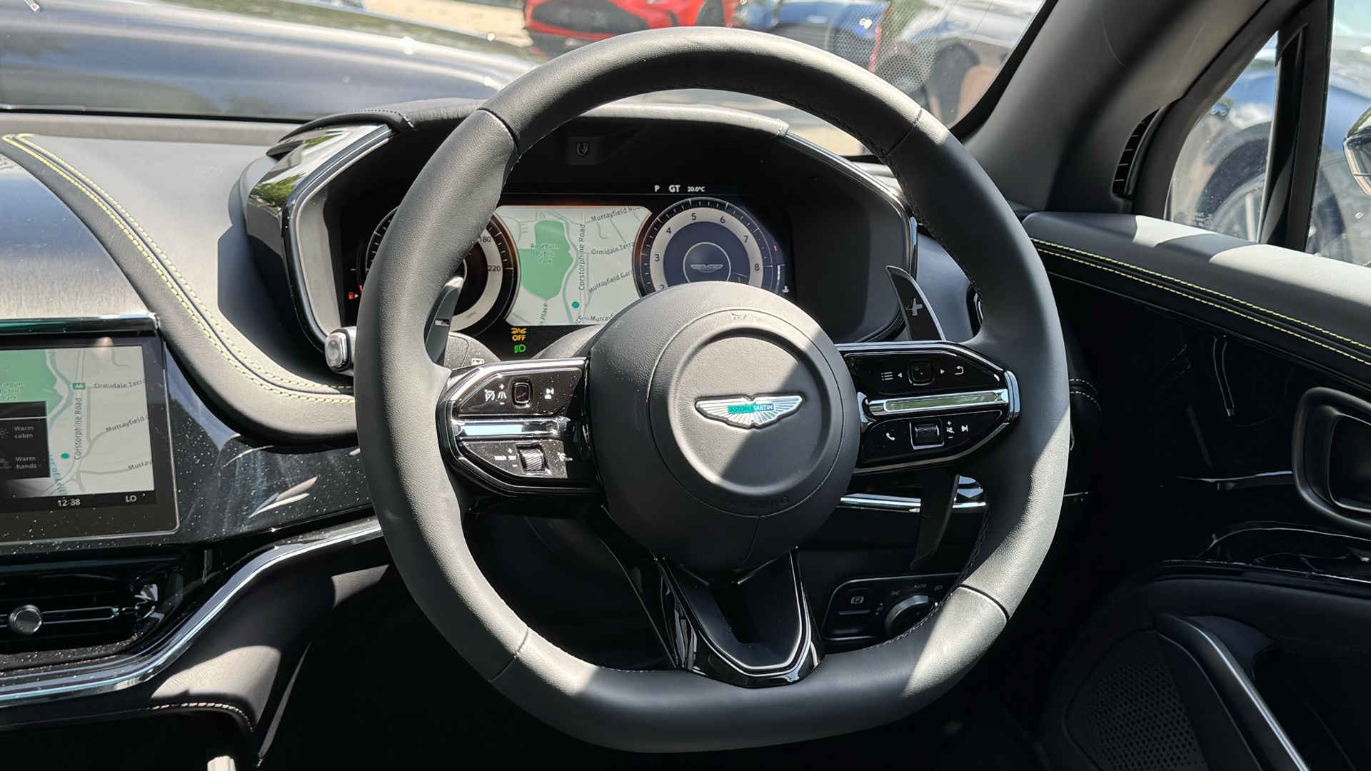 Aston Martin DBX