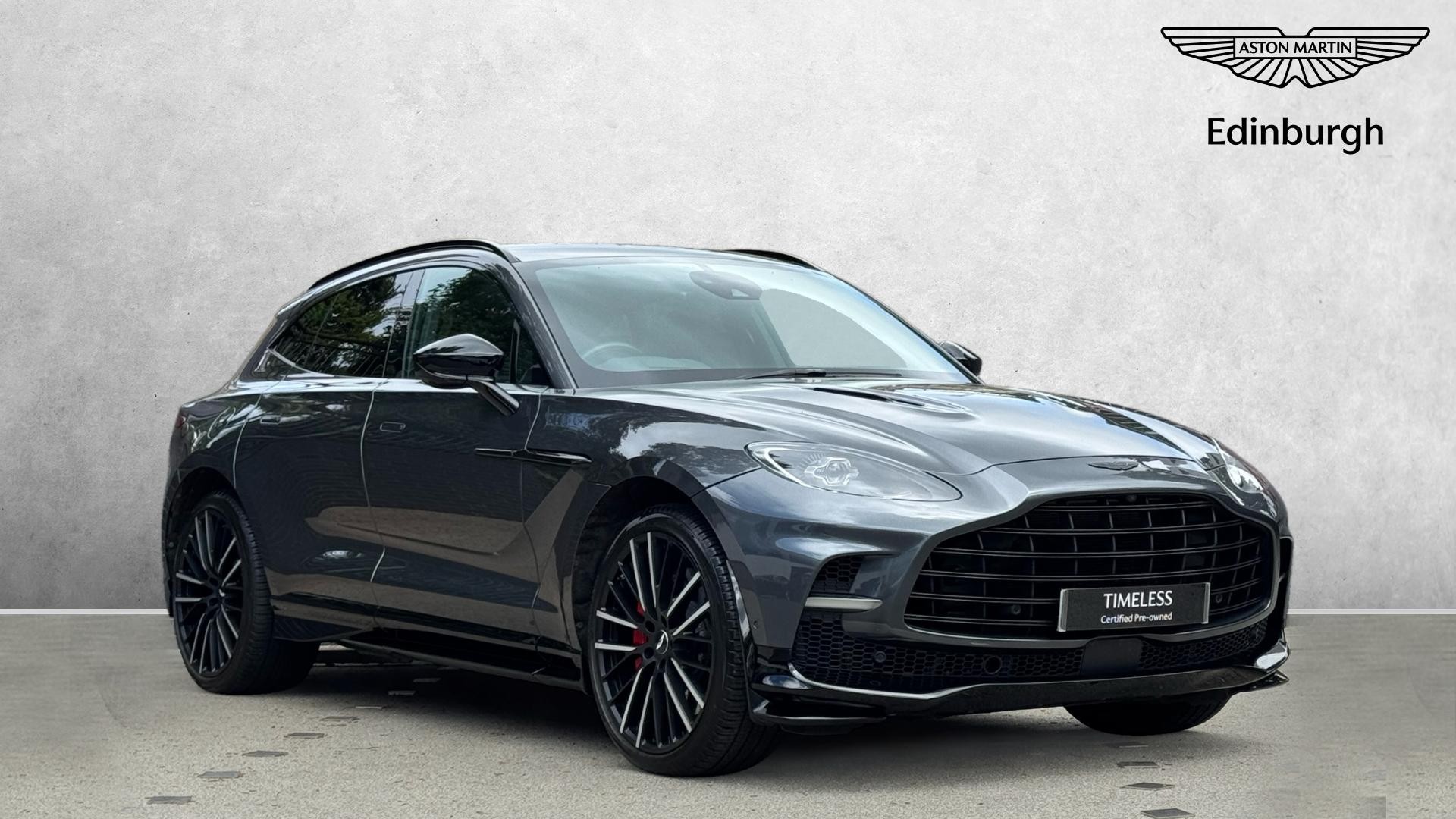 Aston Martin DBX