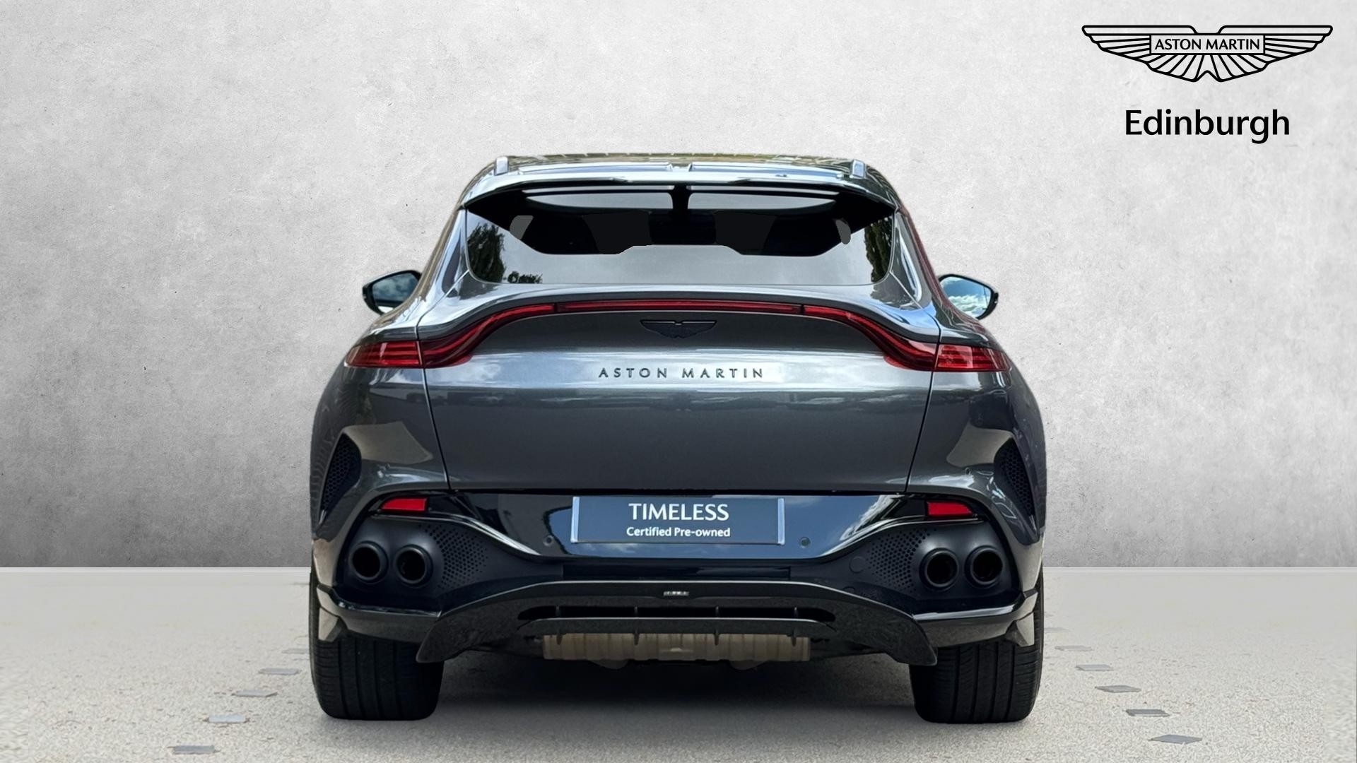 Aston Martin DBX
